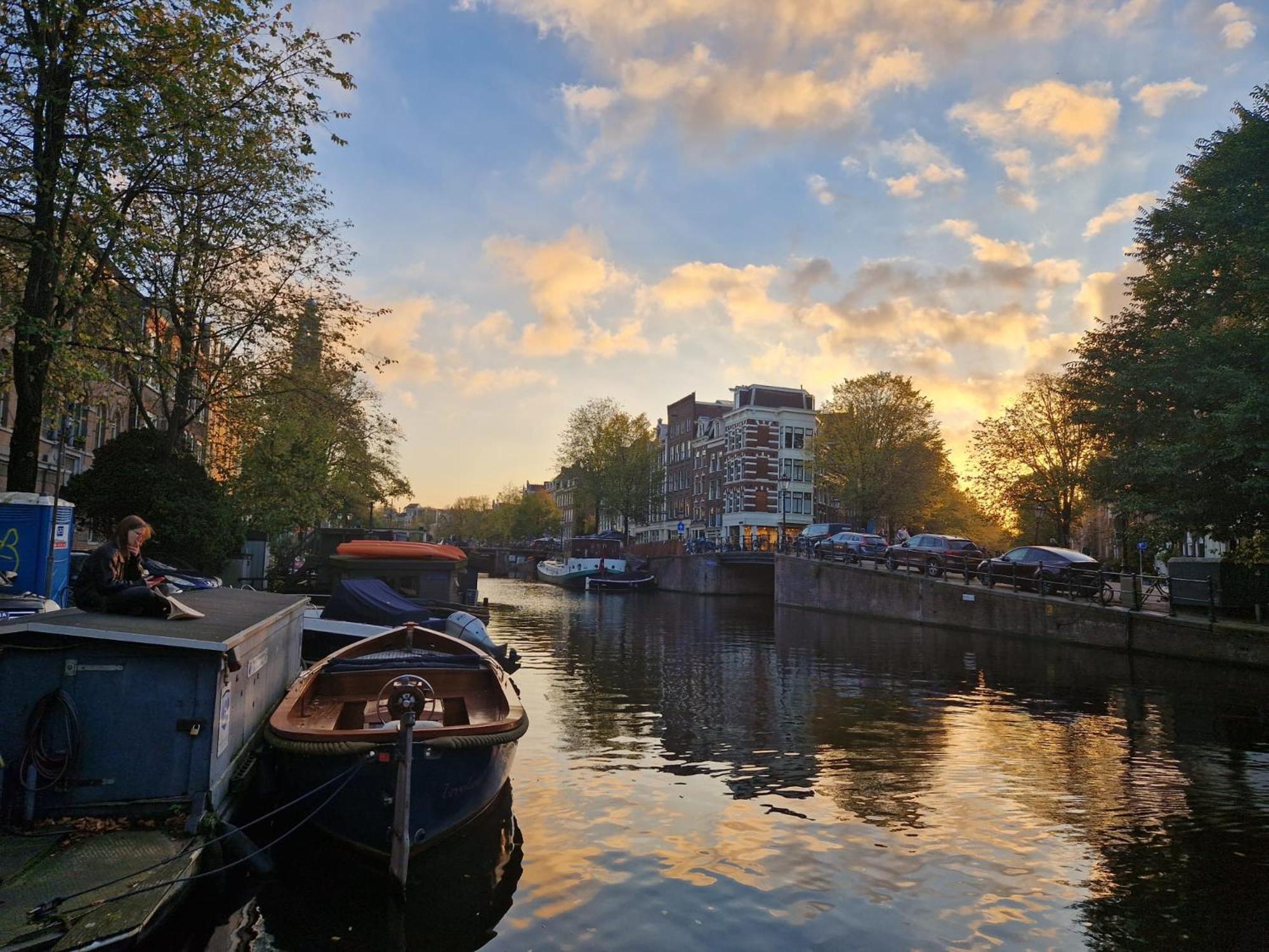 Pantheos Top Houseboat Amsterdam Buitenkant foto